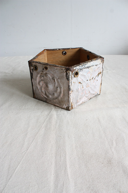 TIN BOX　L-55-3