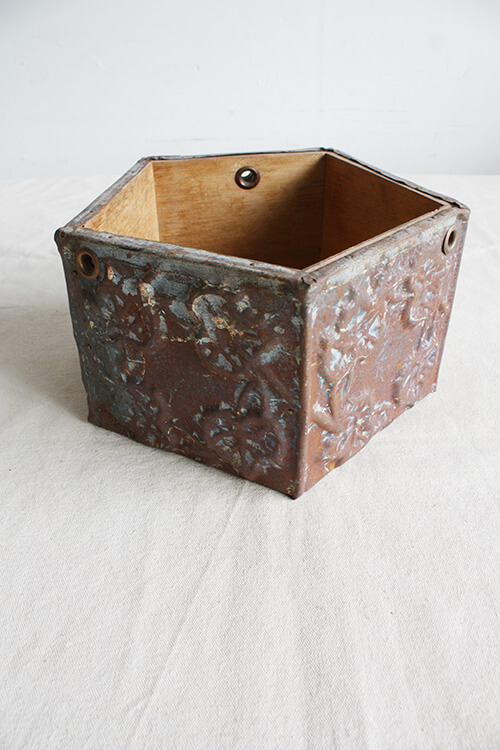 TIN BOX　L-55-1