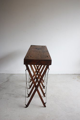 SIDE TABLE L-2-13