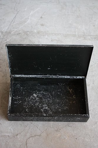 IRON BOX　L-76