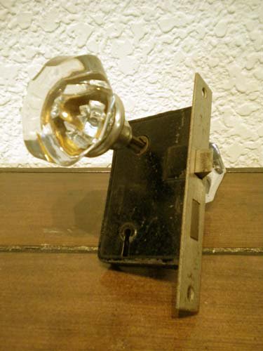 CRYSTAL DOOR KNOB(L) A-161-A