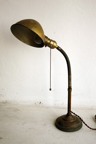 BRASS LAMP  D-73