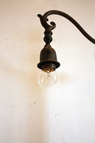 IRON STAND LAMP  D-86
