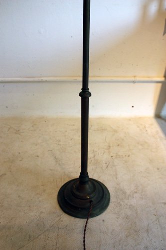 IRON STAND LAMP  D-86