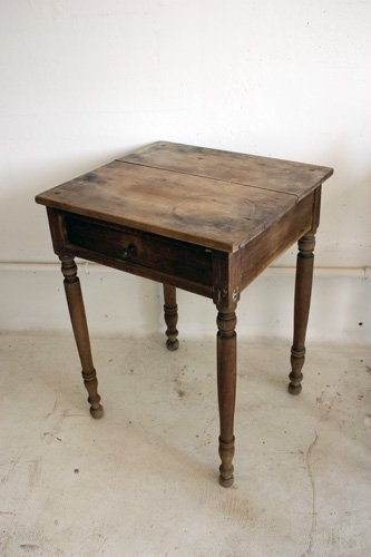 DRAWER TABLE  D-89