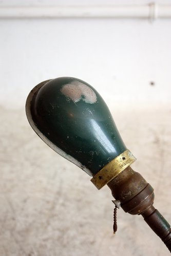 DESK LAMP    E-128