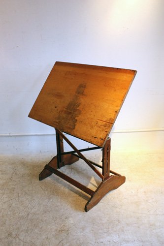 DRAWING TABLE      E-153