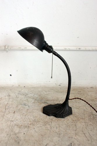 DESK LAMP       H-100-g