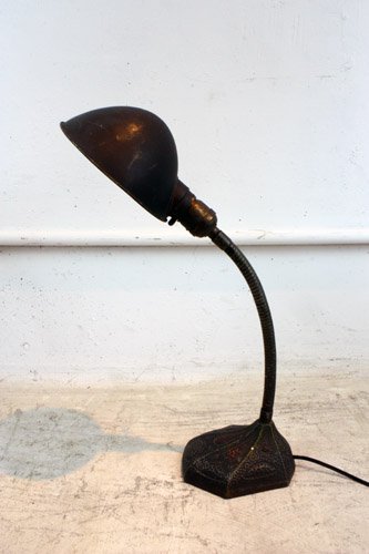 DESK LAMP    H-152