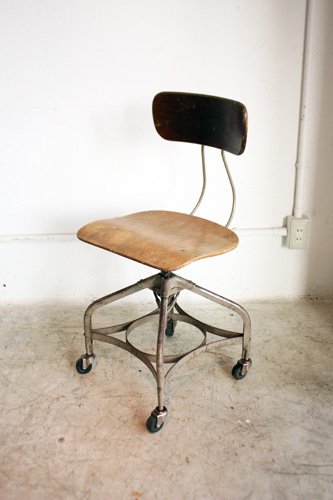 CASTER　CHAIR  H-118