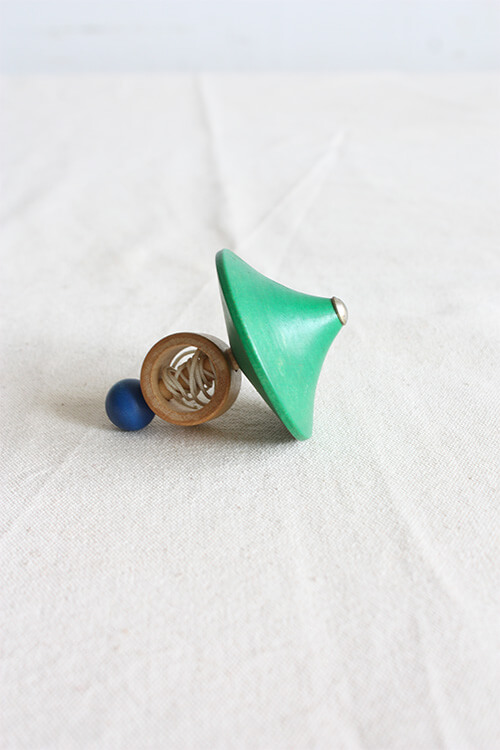 spinning top”green”　L-413-A