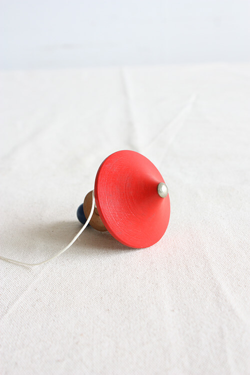 spinning top”red”　L-413-B