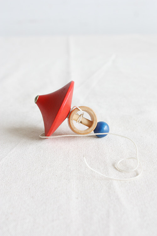 spinning top”red”　L-413-B